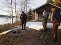 No mutta kukas se sieltä kaivosta kurkistaa. Yksi syksyn tärkeimmistä hommista on tehty, vesijohto on suljettu jäätymisen varalta.