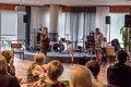 Meiltäkin oli karaoke-edustus.